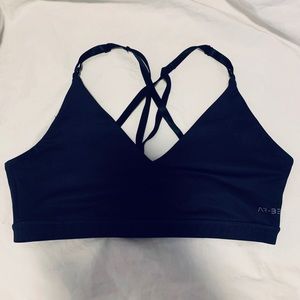 AR 33 - Sports Bra